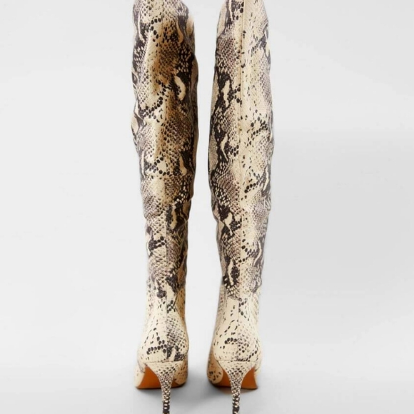 Steve Madden Kimari Snake Print Heeled size 7.5 - Picture 3 of 3